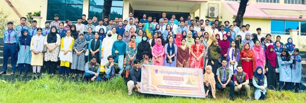 Image related to ক্যাম্পাসের বাইরে ঢাকা বিশ্ববিদ্যালয় রোভার স্কাউটের দীক্ষা অনুষ্ঠান